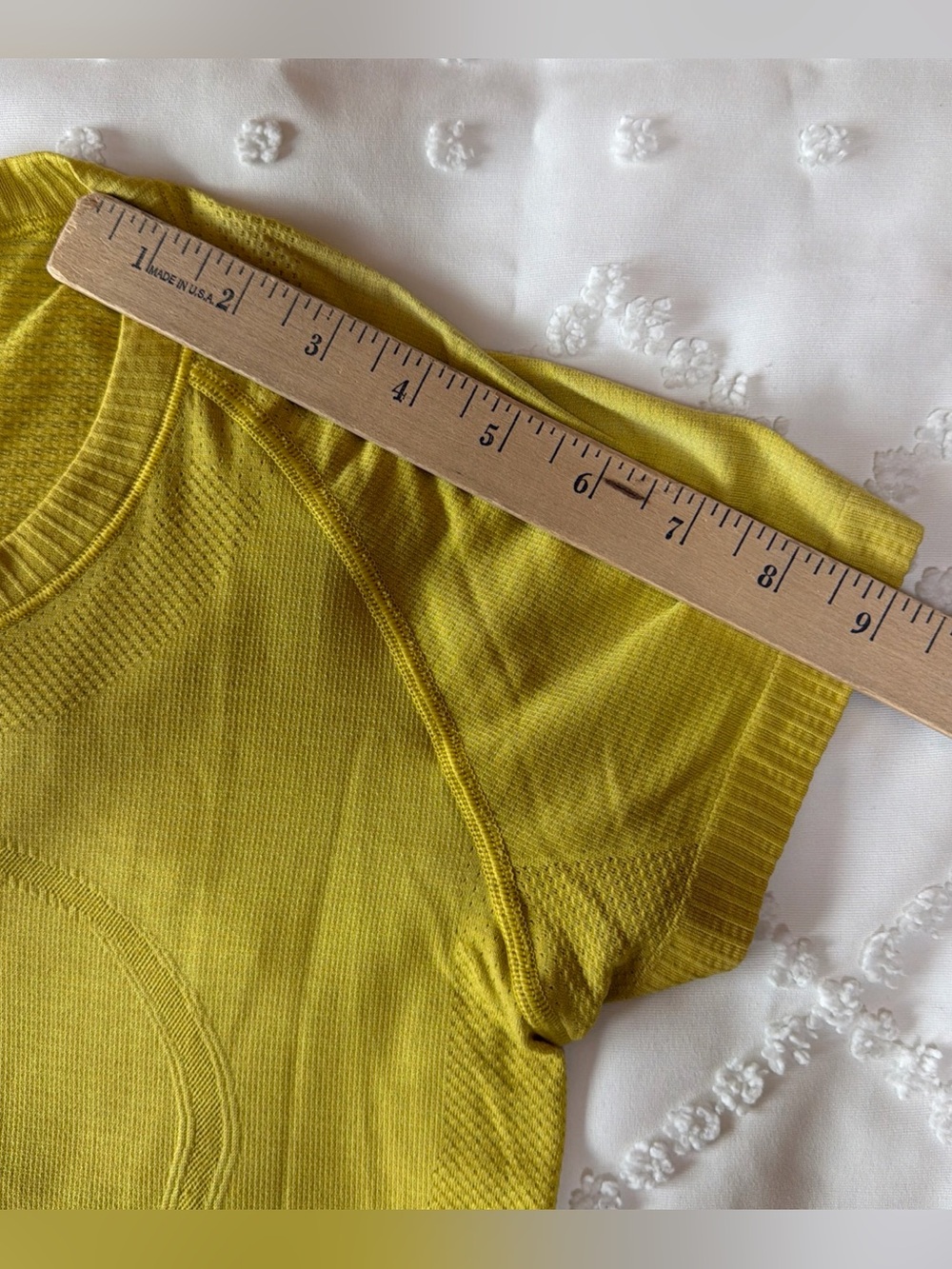 Lululemon Swiftly Tech 2.0 Short Sleeve Tee Gold Yellow Mustard Women’s Size 8 - Picture 3 of 7